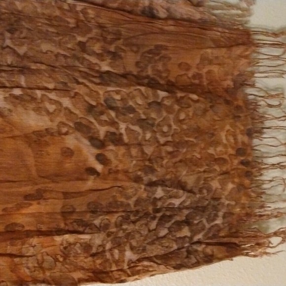 Scarf - Picture 2 of 5